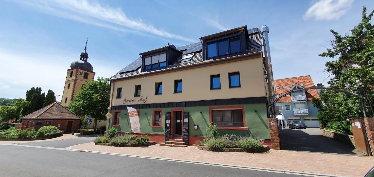 Wirtshaus & Hotel Zur Alten Brauerei Zapf Uettingen Extérieur photo
