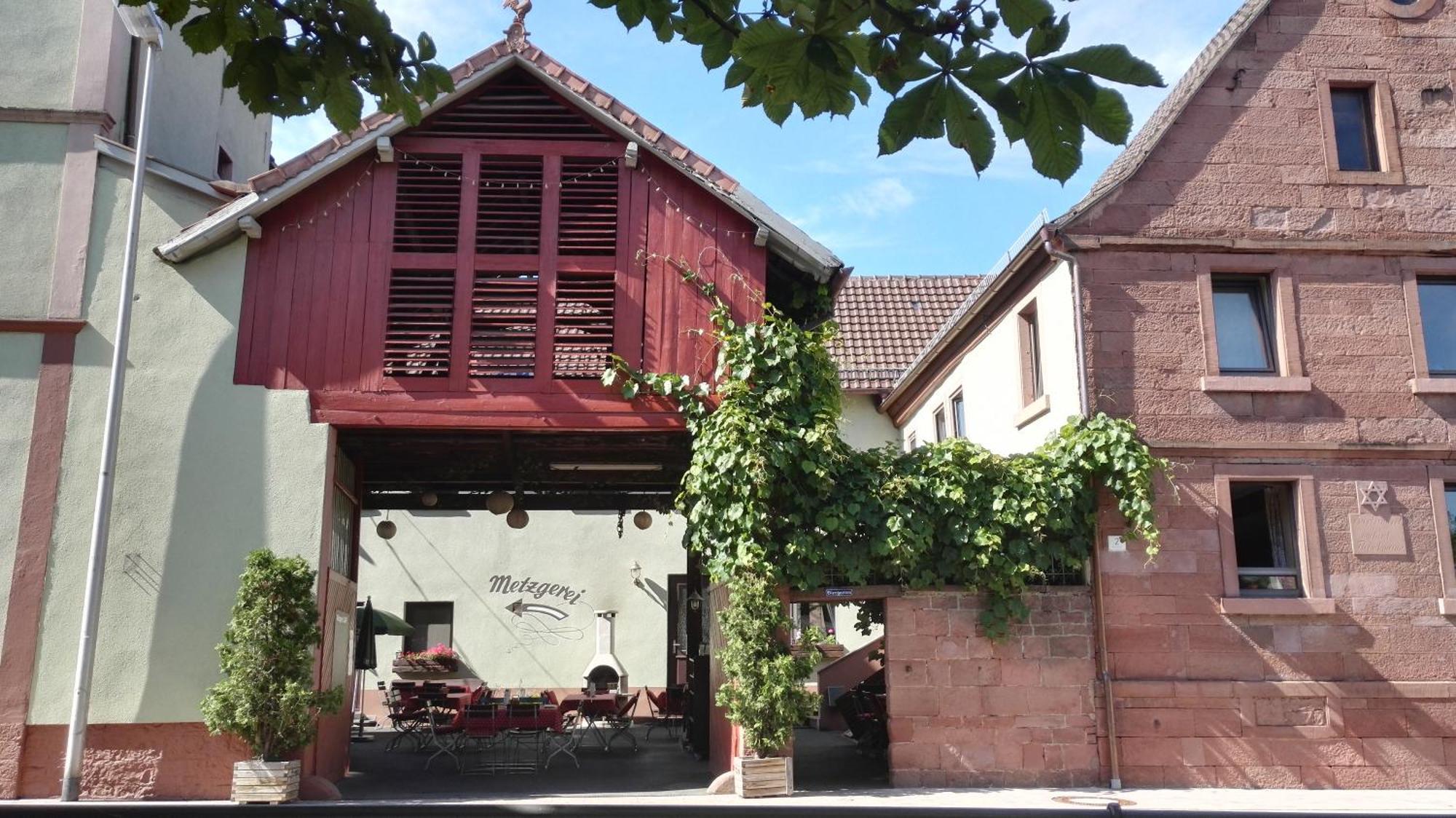 Wirtshaus & Hotel Zur Alten Brauerei Zapf Uettingen Extérieur photo